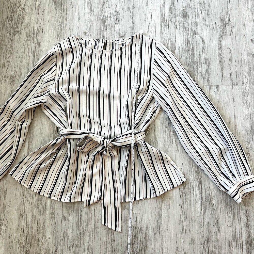 Long sleeve Dress Shirt with Waist Tie